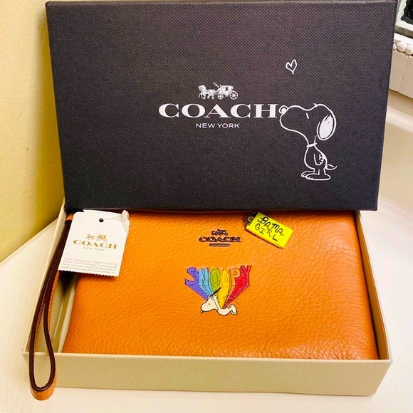 Coach Bags Coach X Peanuts Snoopy Large Wristlet Poshmark